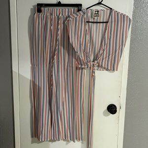 Jaase set of pants and a tiny shirt